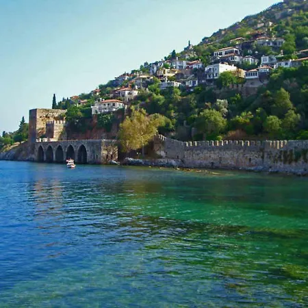Picture Renting Your 5 Star Located In Alanya With Beautiful Private Pool, Alanya 1024 فيلة *