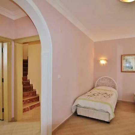 Picture Renting Your 5 Star Located In Alanya With Beautiful Private Pool, Alanya 1024 فيلة كوناكلي