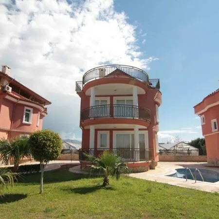 Picture Renting Your 5 Star Located In Alanya With Beautiful Private Pool, Alanya 1024 فيلة كوناكلي
